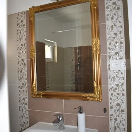 Apartment Livia Heviz